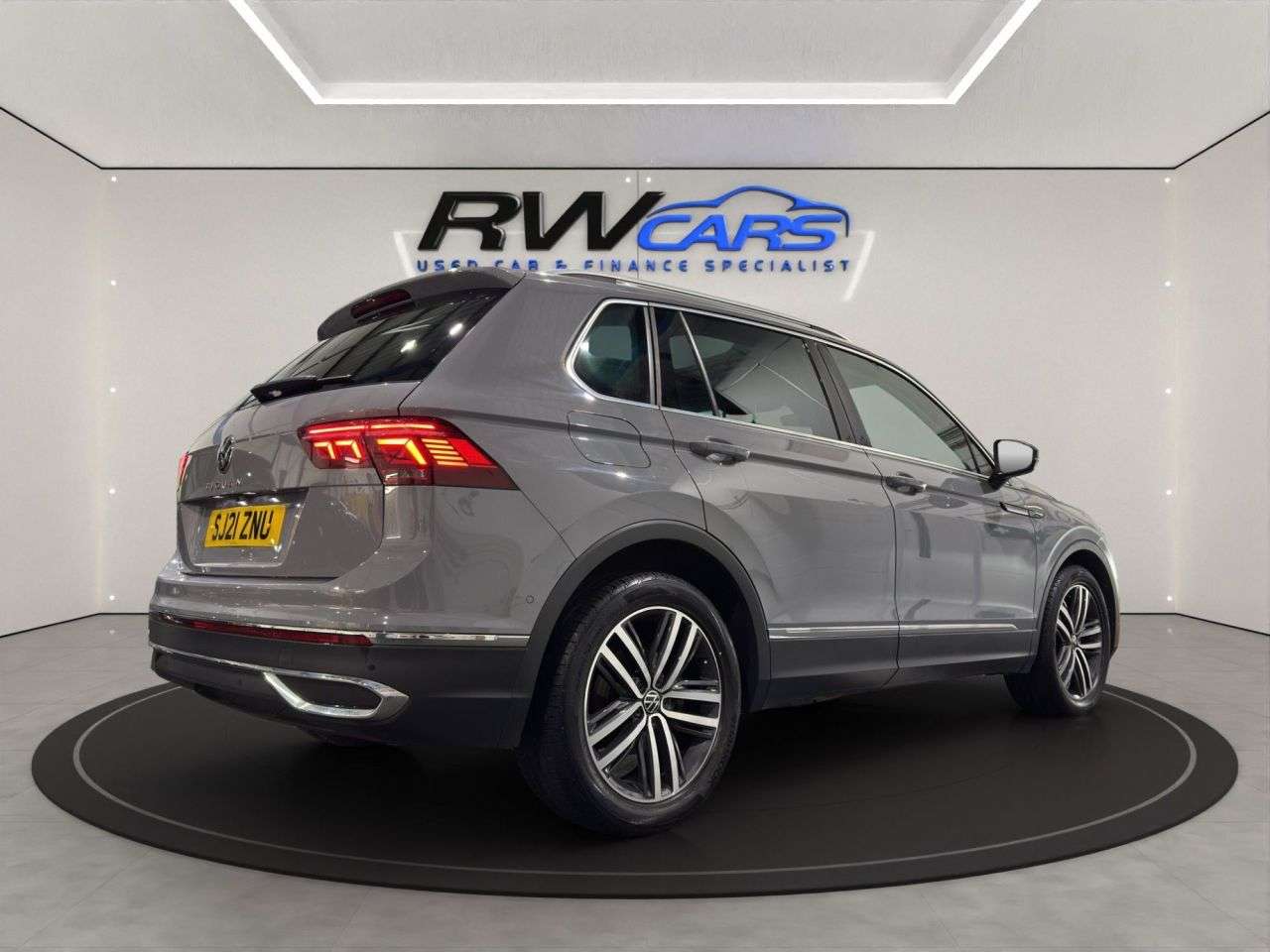 2021 VOLKSWAGEN TIGUAN 2021 VOLKSWAGEN TIGUAN