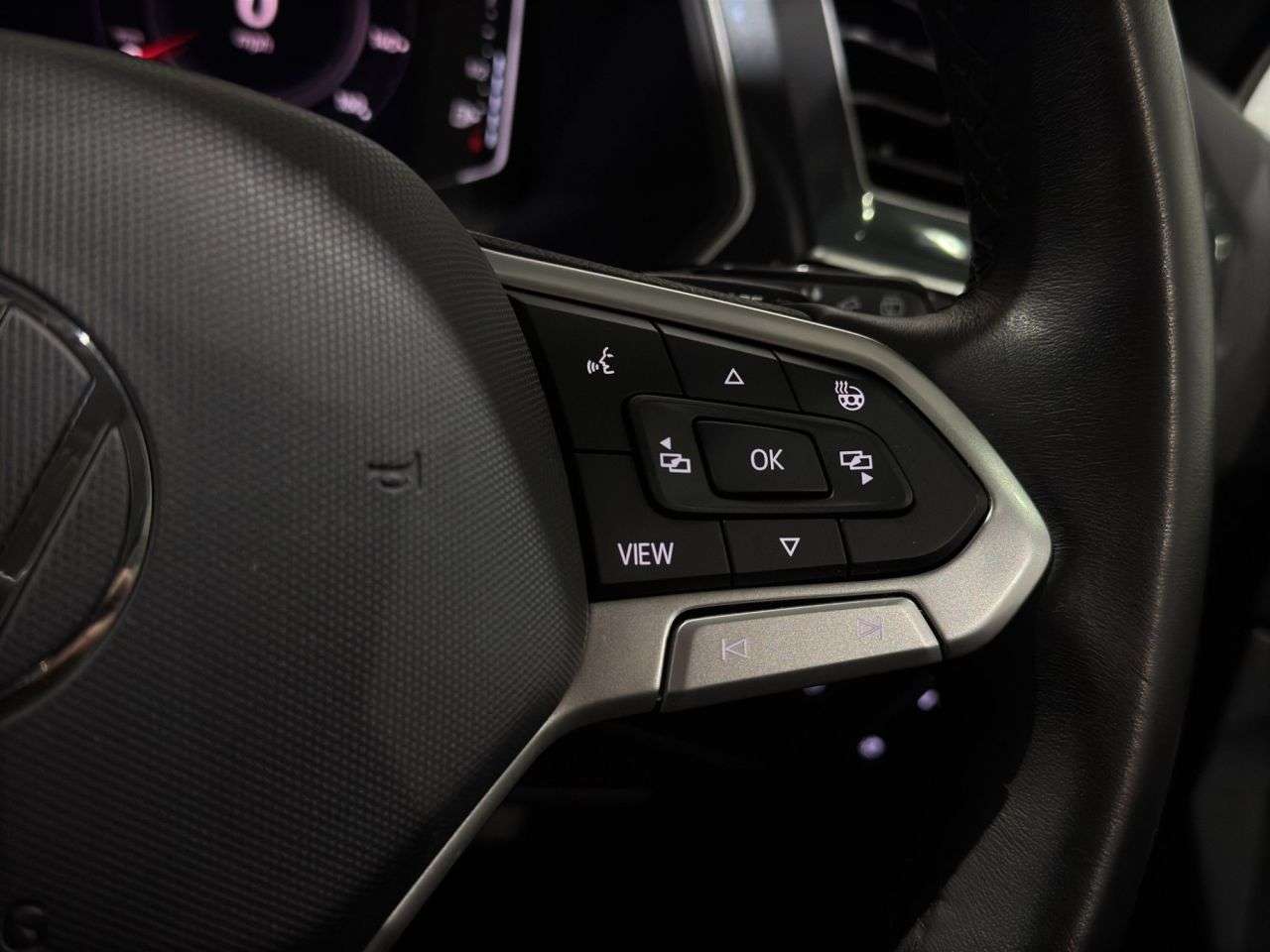 2021 VOLKSWAGEN TIGUAN 2021 VOLKSWAGEN TIGUAN