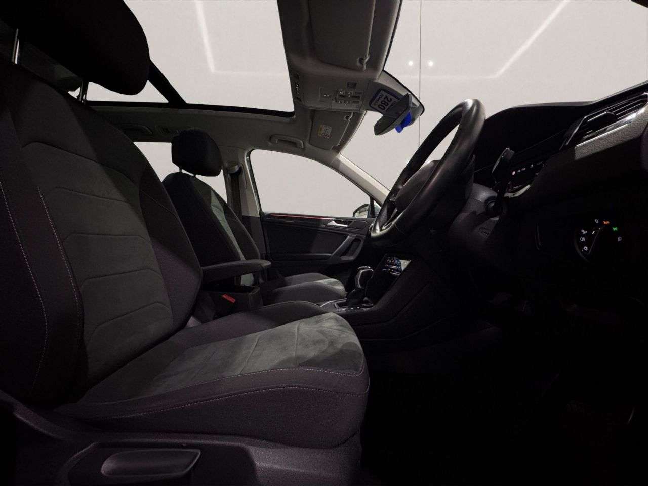 2021 VOLKSWAGEN TIGUAN 2021 VOLKSWAGEN TIGUAN