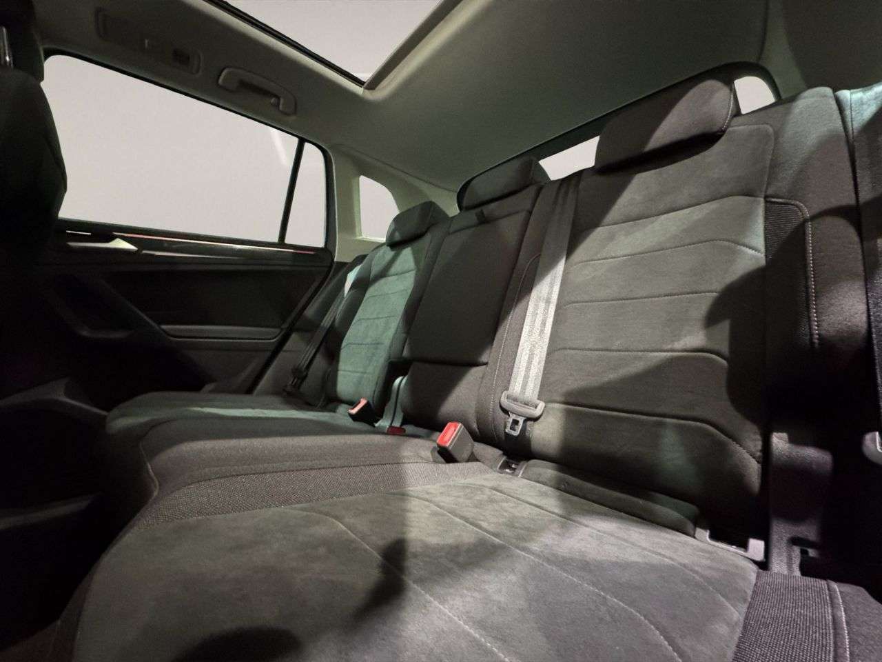 2021 VOLKSWAGEN TIGUAN 2021 VOLKSWAGEN TIGUAN