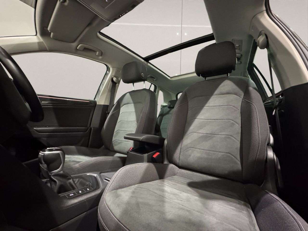 2021 VOLKSWAGEN TIGUAN 2021 VOLKSWAGEN TIGUAN