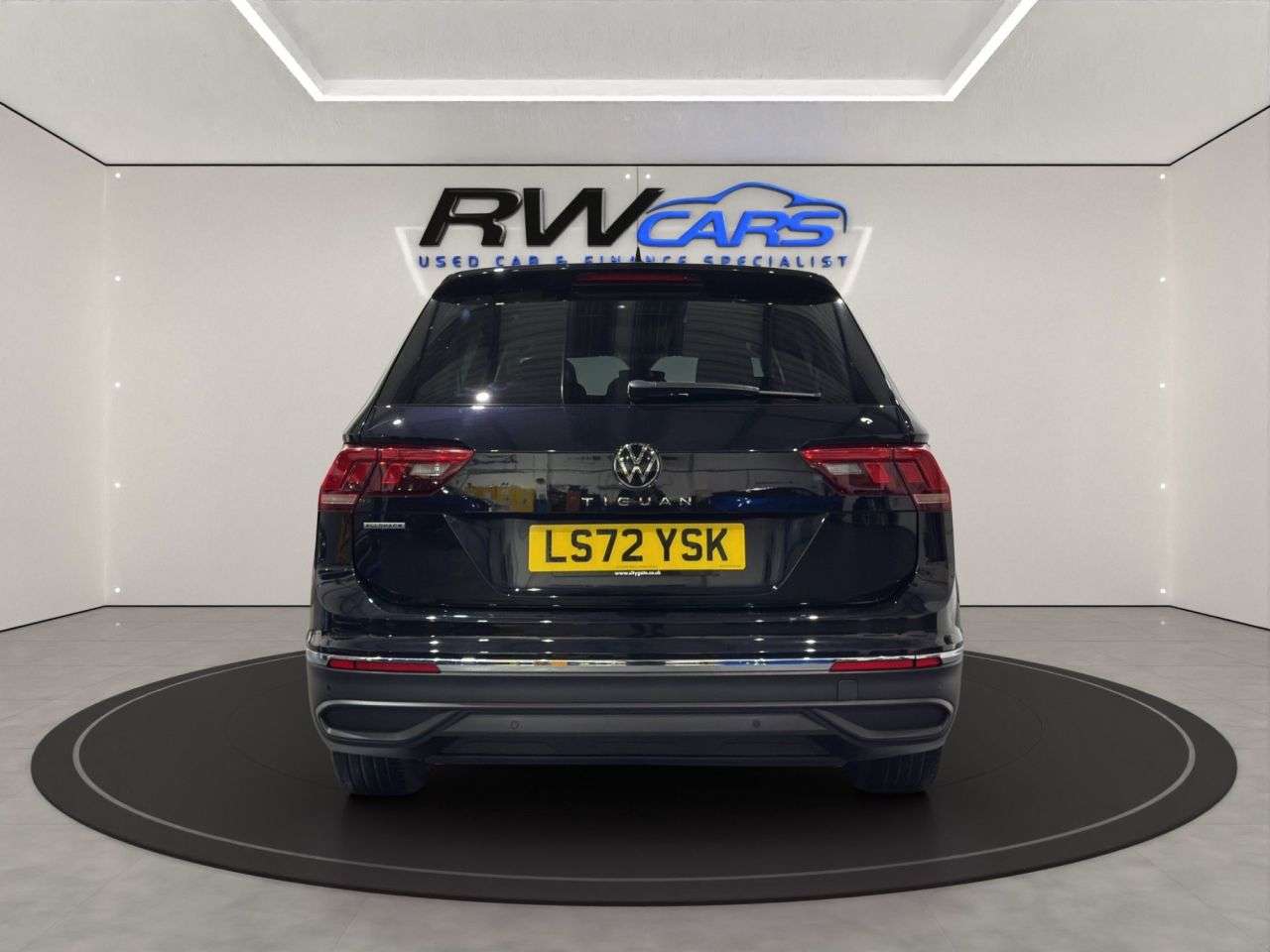 A 2022 VOLKSWAGEN TIGUAN ALLSPACE 1.5 TSI Life SUV 5dr Petrol Manual Euro 6 (s/s) (150 ps) A 2022 VOLKSWAGEN TIGUAN ALLSPACE 1.5 TSI Life SUV 5dr Petrol Manual Euro 6 (s/s) (150 ps)