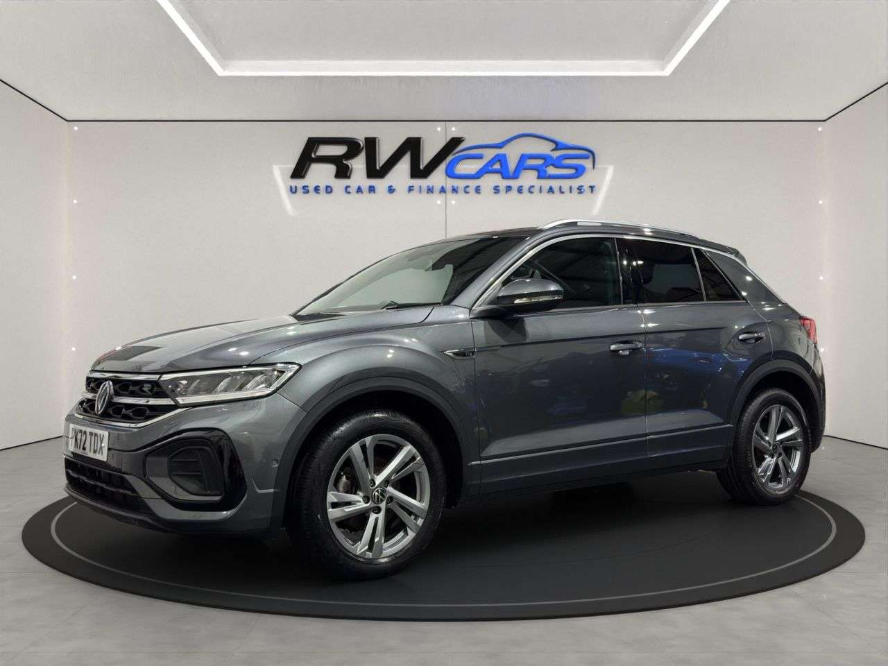 A 2022 VOLKSWAGEN T-ROC 1.5 TSI R-Line SUV 5dr Petrol DSG Euro 6 (s/s) (150 ps) A 2022 VOLKSWAGEN T-ROC 1.5 TSI R-Line SUV 5dr Petrol DSG Euro 6 (s/s) (150 ps)