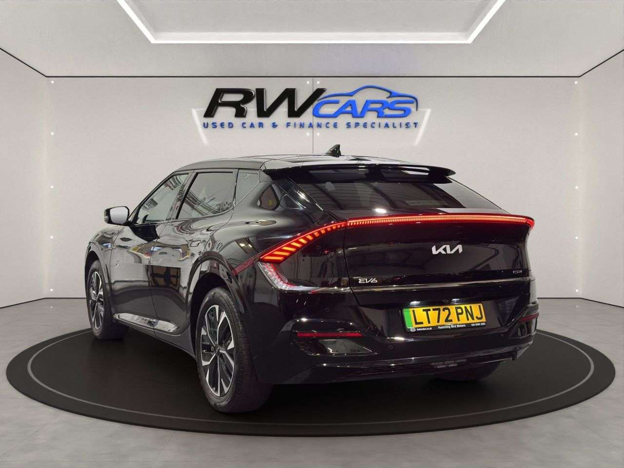 A 2022 KIA EV6 77.4kWh GT-Line Hatchback 5dr Electric Auto (225 bhp) A 2022 KIA EV6 77.4kWh GT-Line Hatchback 5dr Electric Auto (225 bhp)