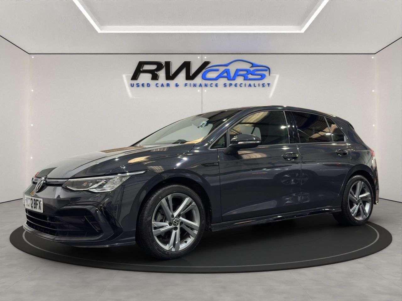 A 2022 VOLKSWAGEN GOLF 1.5 TSI R-Line Hatchback 5dr Petrol Manual Euro 6 (s/s) (130 ps) A 2022 VOLKSWAGEN GOLF 1.5 TSI R-Line Hatchback 5dr Petrol Manual Euro 6 (s/s) (130 ps)