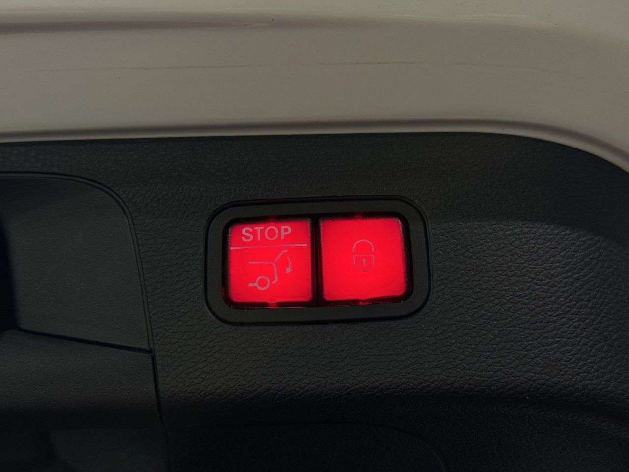 2021 MERCEDES-BENZ EQC 2021 MERCEDES-BENZ EQC