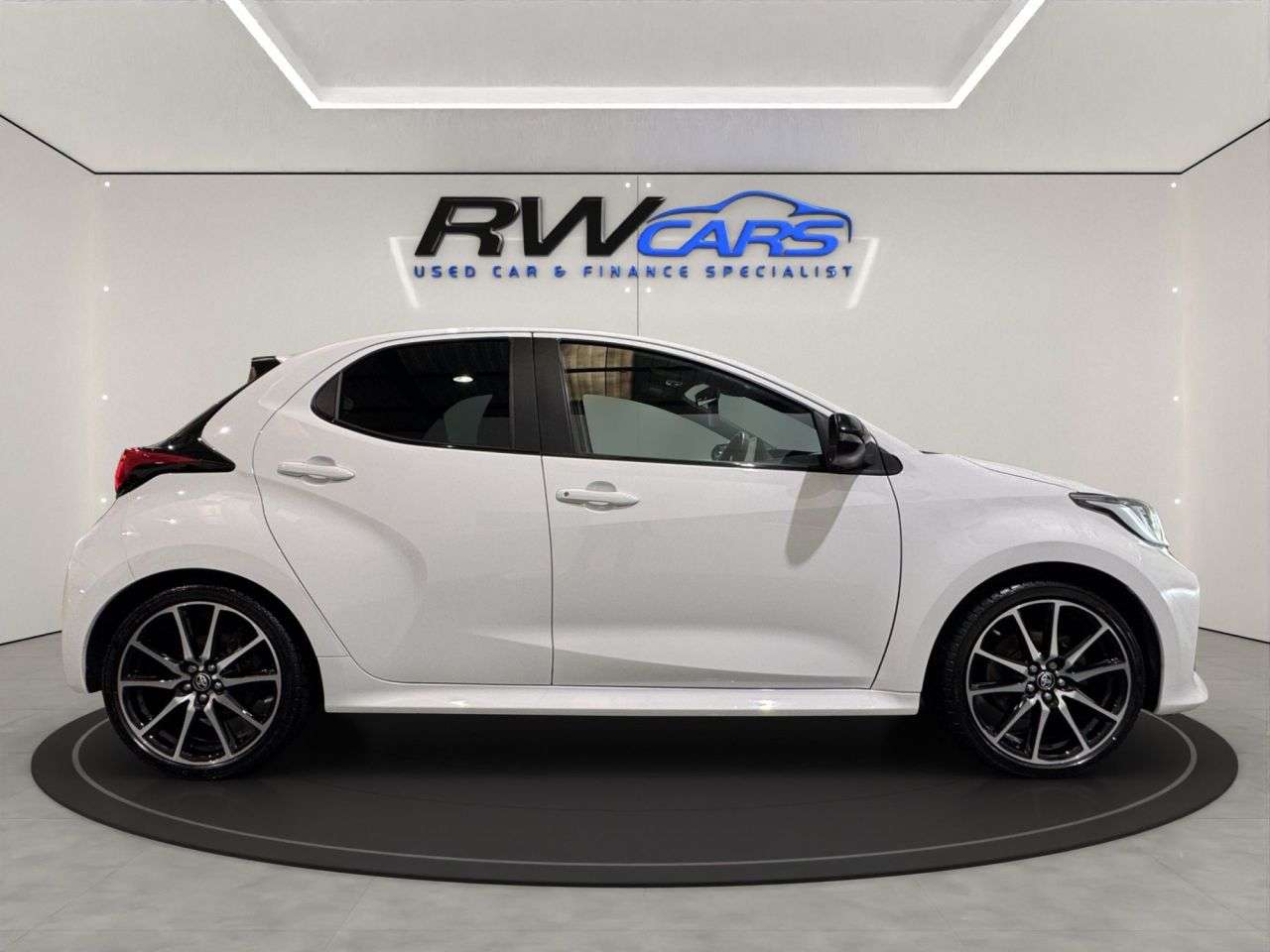 2022 TOYOTA YARIS 2022 TOYOTA YARIS