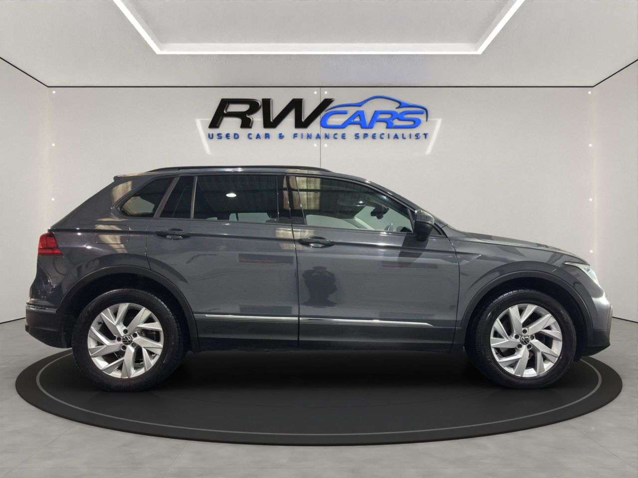 2021 VOLKSWAGEN TIGUAN 2021 VOLKSWAGEN TIGUAN