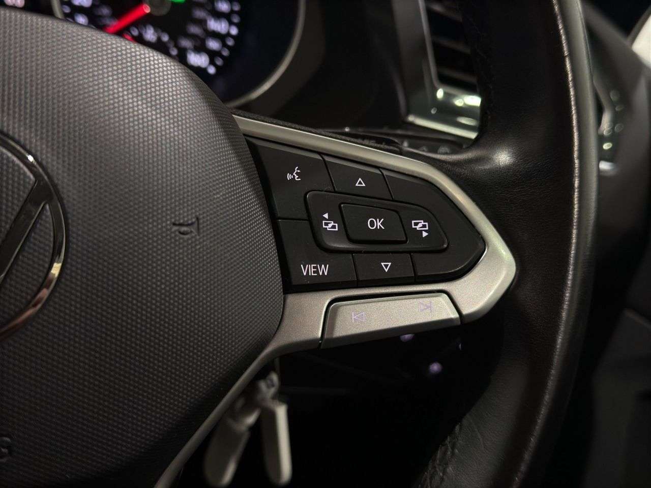 2021 VOLKSWAGEN TIGUAN 2021 VOLKSWAGEN TIGUAN