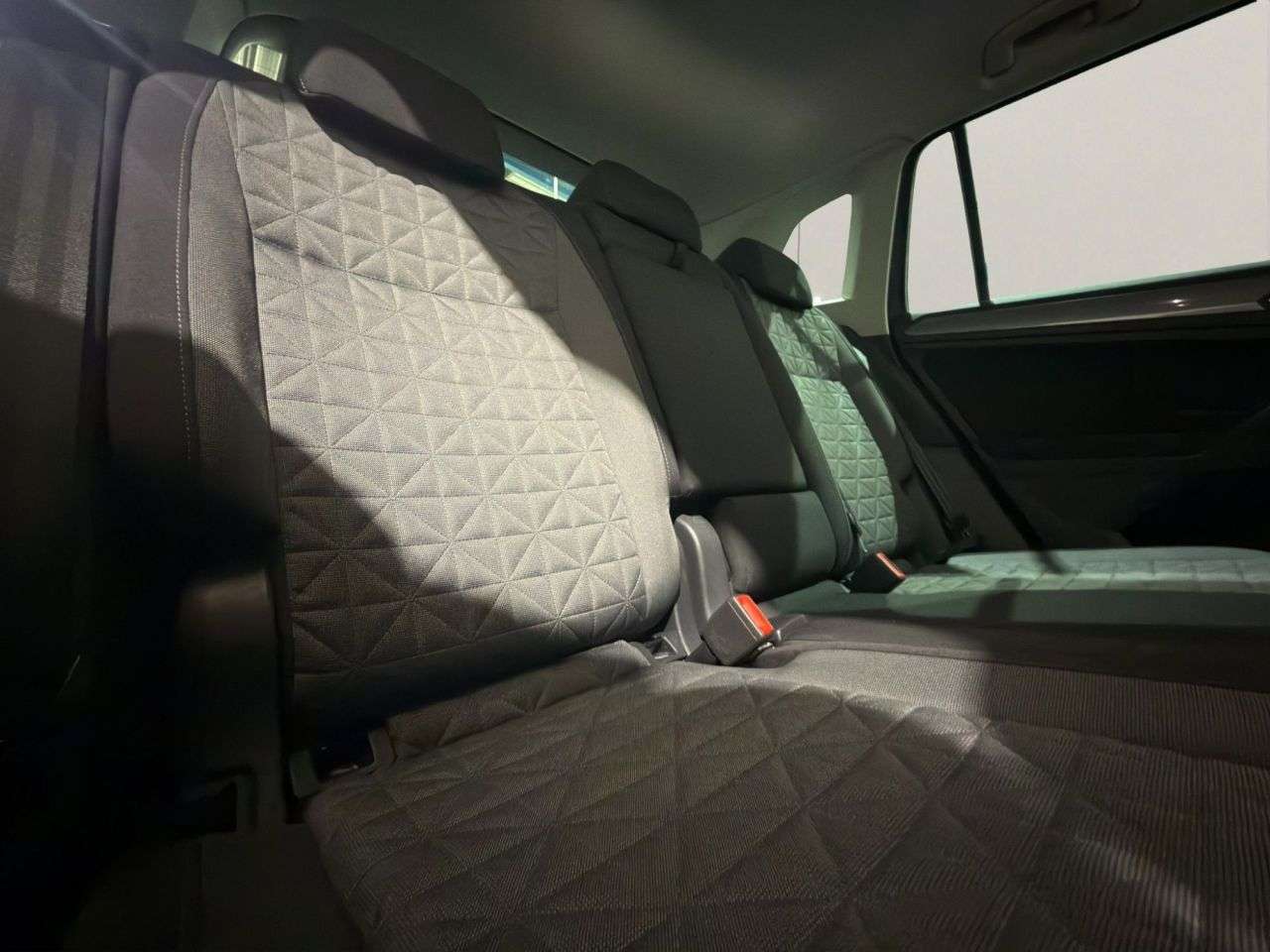 2021 VOLKSWAGEN TIGUAN 2021 VOLKSWAGEN TIGUAN