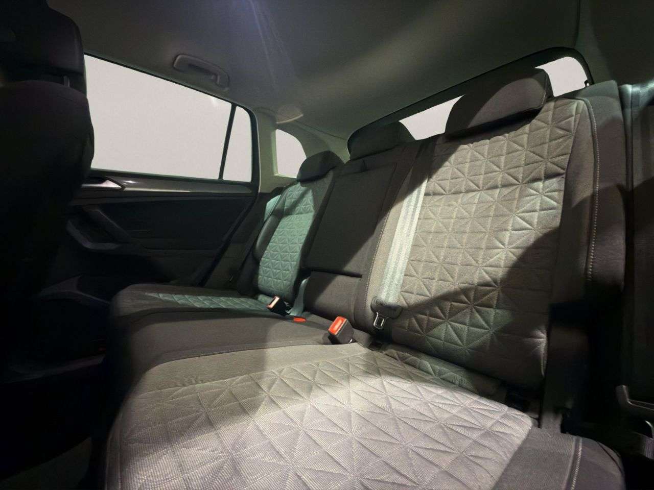 2021 VOLKSWAGEN TIGUAN 2021 VOLKSWAGEN TIGUAN