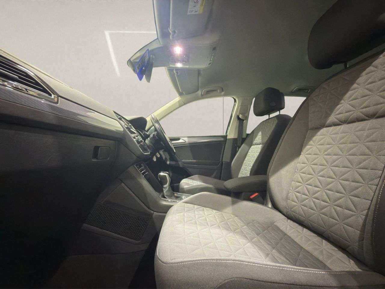 2021 VOLKSWAGEN TIGUAN 2021 VOLKSWAGEN TIGUAN