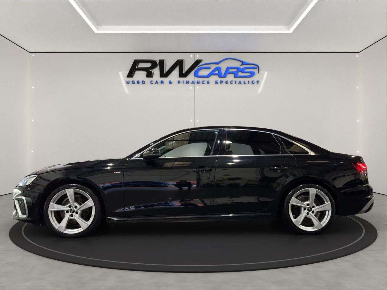 A 2023 AUDI A4 2.0 TFSI 35 S line Saloon 4dr Petrol S Tronic Euro 6 (s/s) (150 ps) A 2023 AUDI A4 2.0 TFSI 35 S line Saloon 4dr Petrol S Tronic Euro 6 (s/s) (150 ps)