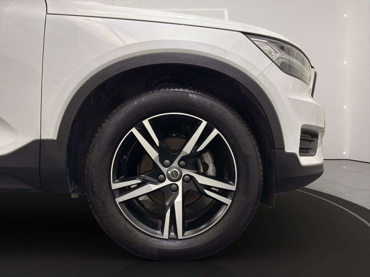 2021 VOLVO XC40 2021 VOLVO XC40