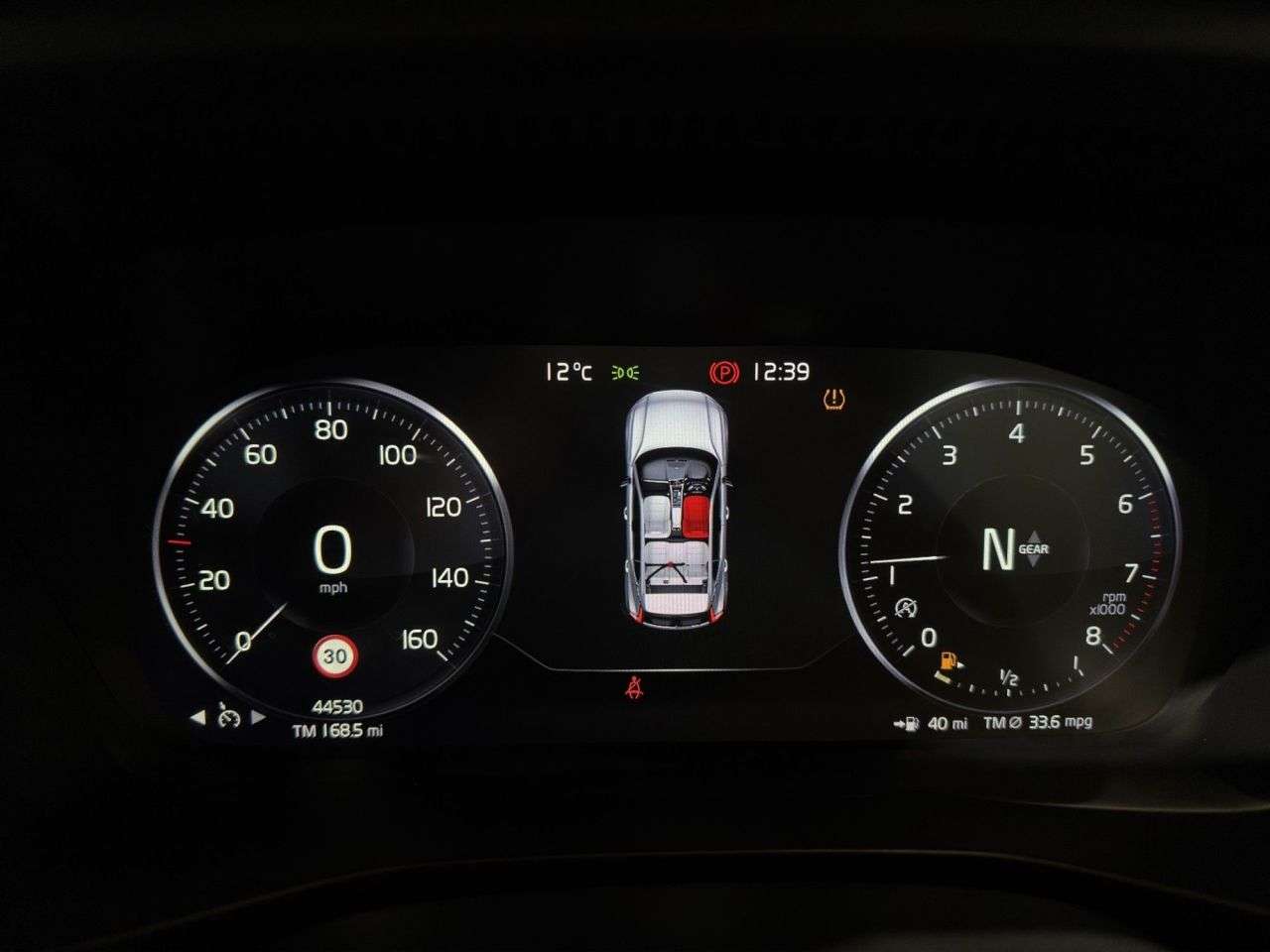 2021 VOLVO XC40 2021 VOLVO XC40