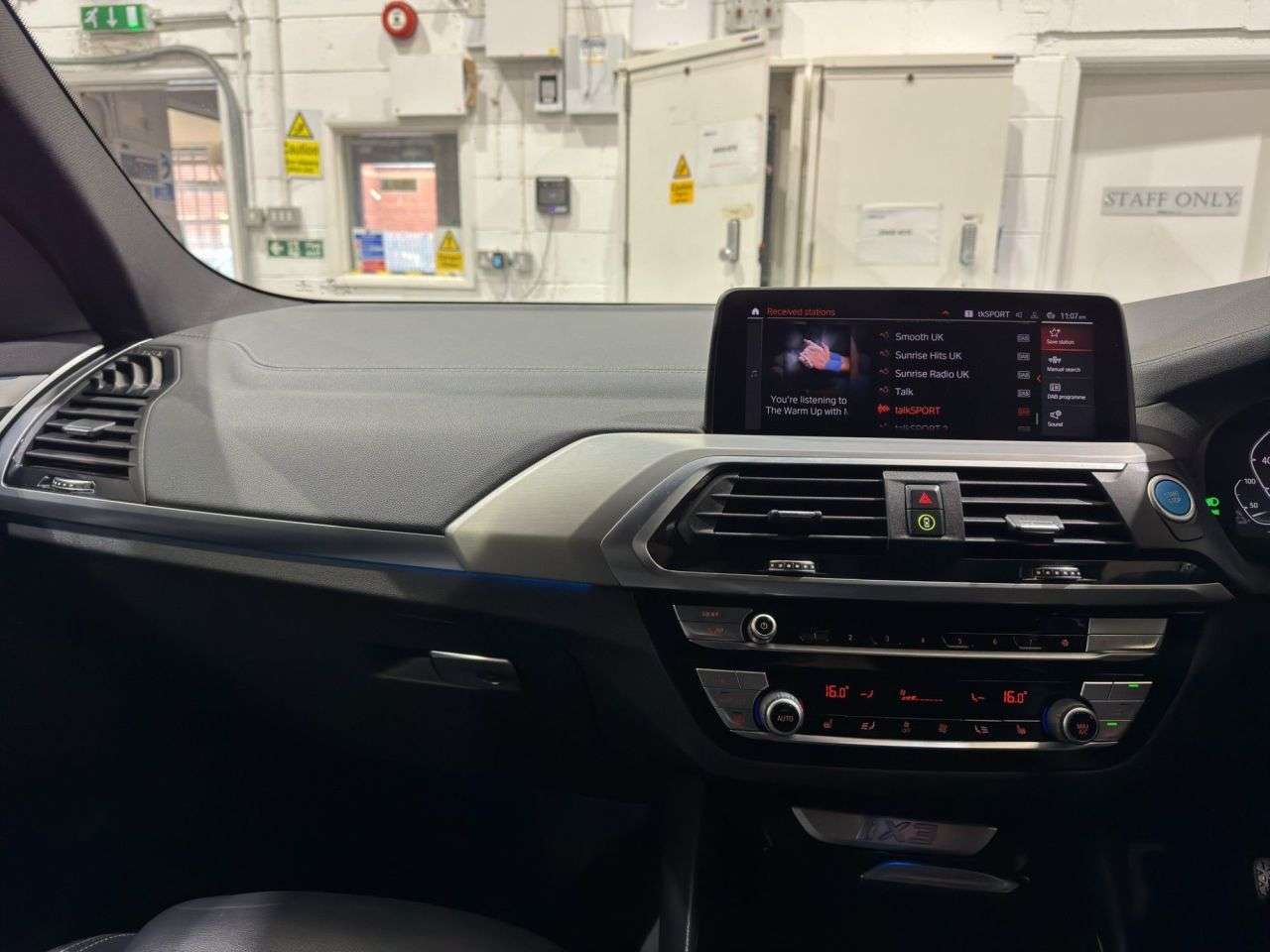 2021 BMW IX3 2021 BMW IX3