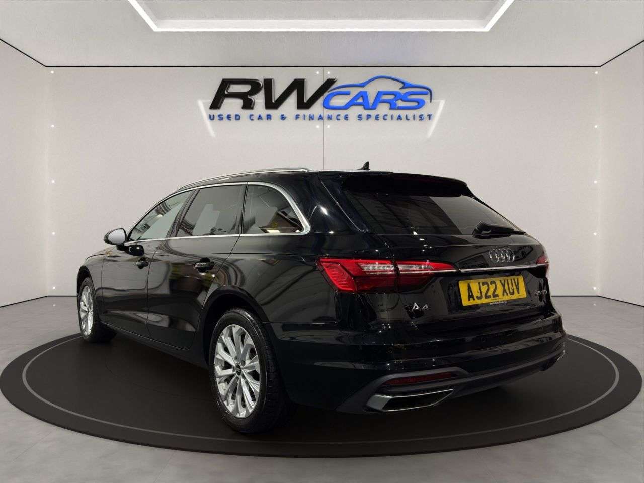 A 2022 AUDI A4 AVANT 2.0 TFSI 35 Technik Estate 5dr Petrol S Tronic Euro 6 (s/s) (150 ps) A 2022 AUDI A4 AVANT 2.0 TFSI 35 Technik Estate 5dr Petrol S Tronic Euro 6 (s/s) (150 ps)