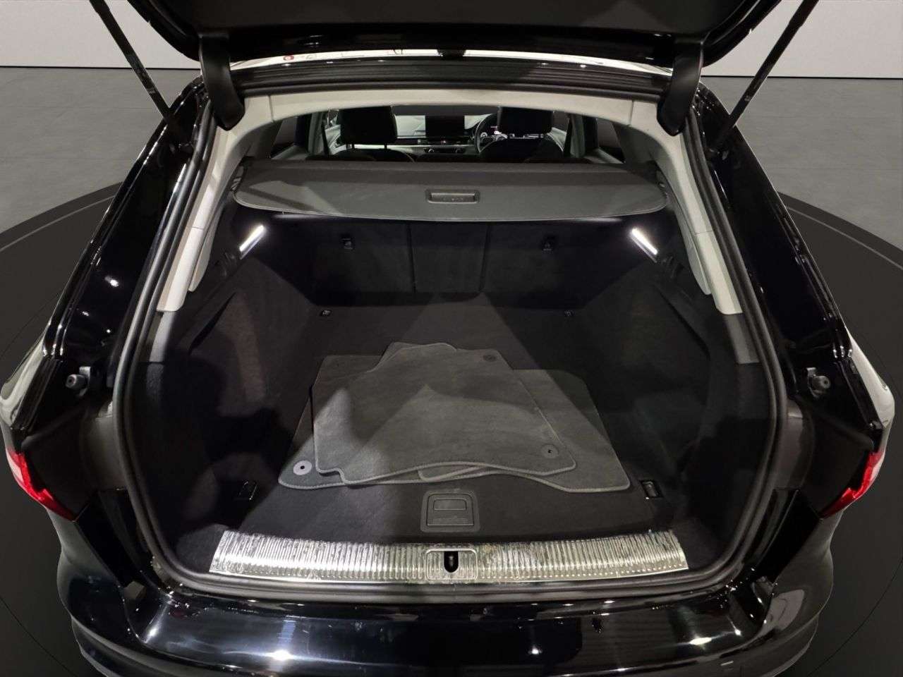 2022 AUDI A4 AVANT 2022 AUDI A4 AVANT