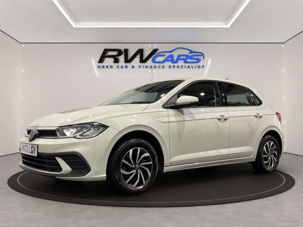 A 2022 VOLKSWAGEN POLO 1.0 EVO Life Hatchback 5dr Petrol Manual Euro 6 (s/s) (80 ps) A 2022 VOLKSWAGEN POLO 1.0 EVO Life Hatchback 5dr Petrol Manual Euro 6 (s/s) (80 ps)