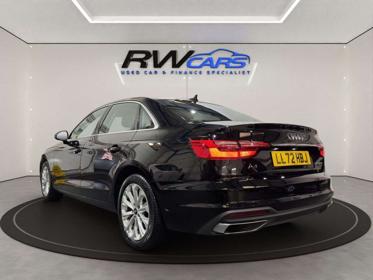 A 2022 AUDI A4 2.0 TFSI 35 Technik Saloon 4dr Petrol S Tronic Euro 6 (s/s) (150 ps) A 2022 AUDI A4 2.0 TFSI 35 Technik Saloon 4dr Petrol S Tronic Euro 6 (s/s) (150 ps)