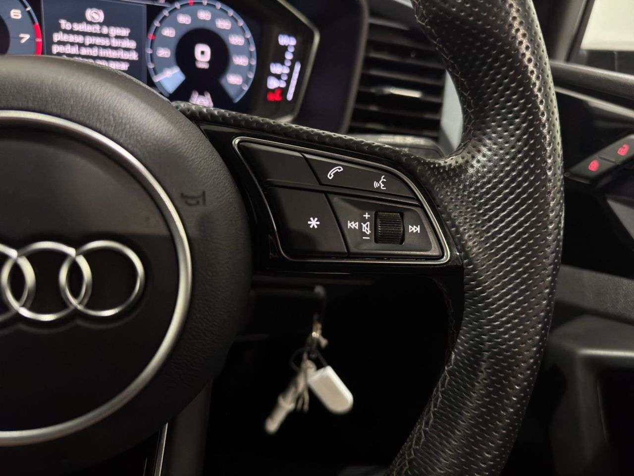 2022 AUDI A1 2022 AUDI A1