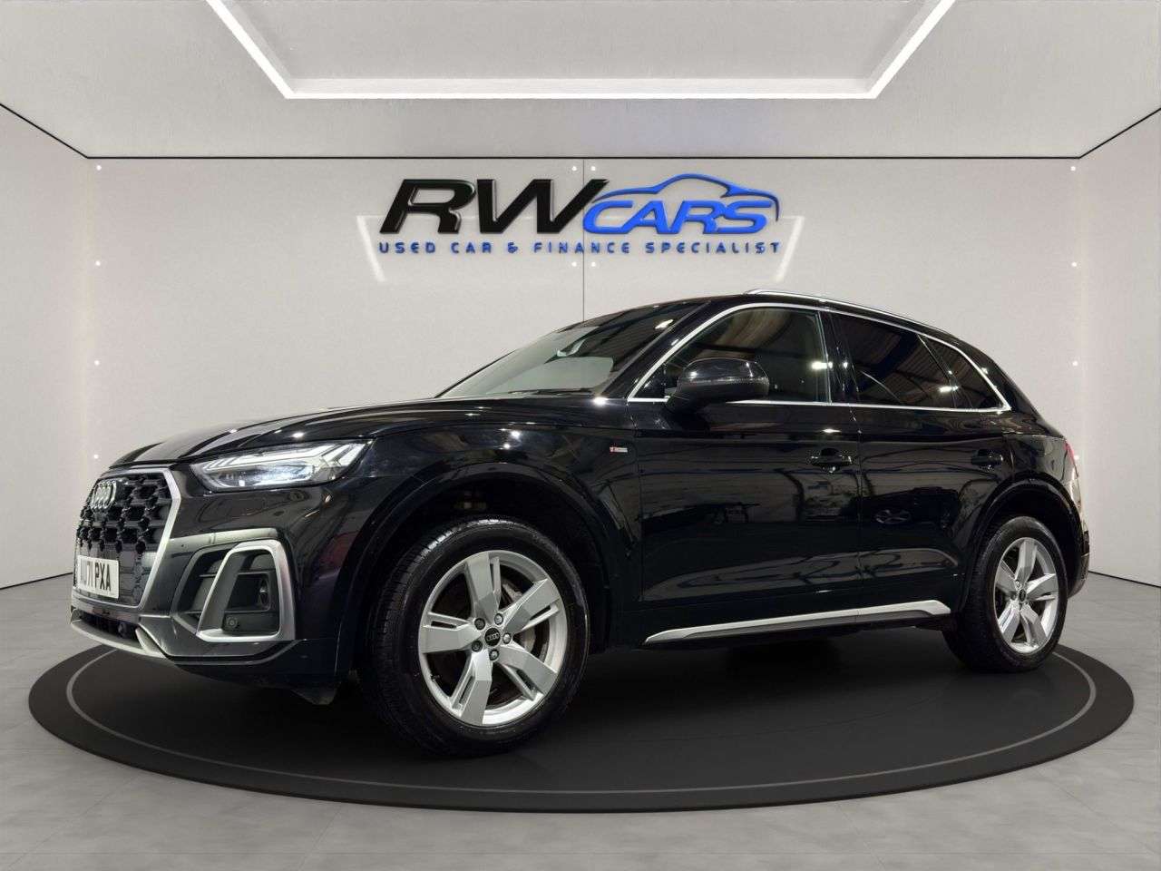 A 2021 AUDI Q5 2.0 TFSIe 50 S line SUV 5dr Petrol Plug-in Hybrid S Tronic quattro Euro 6 ( A 2021 AUDI Q5 2.0 TFSIe 50 S line SUV 5dr Petrol Plug-in Hybrid S Tronic quattro Euro 6 (
