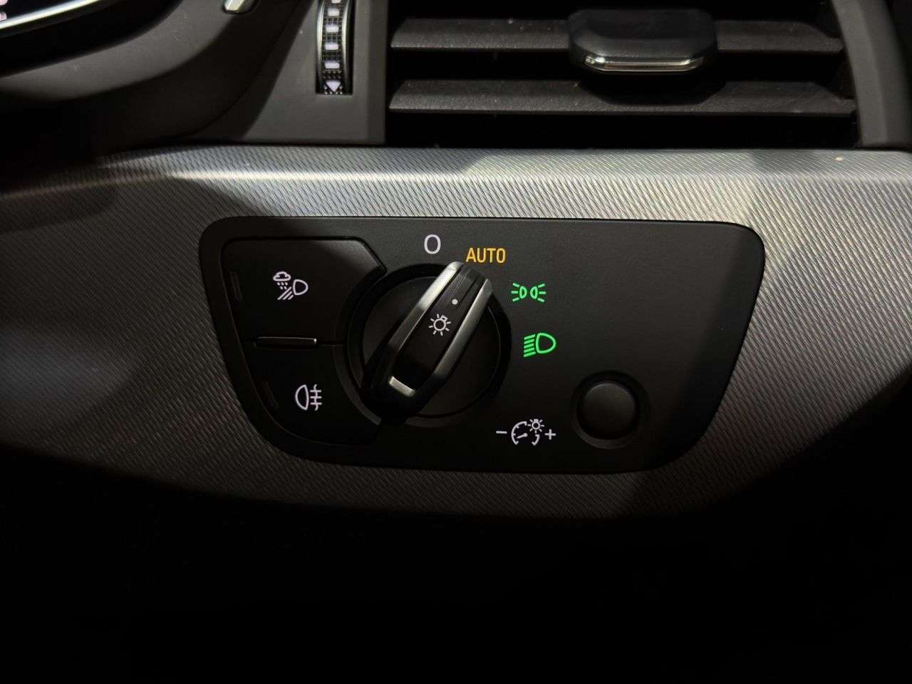 2022 AUDI A4 2022 AUDI A4