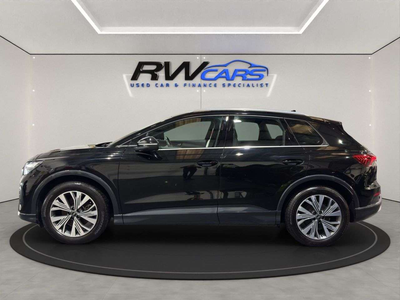 A 2022 AUDI Q4 E-TRON 35 Sport SUV 5dr Electric Auto 55kWh (170 ps) A 2022 AUDI Q4 E-TRON 35 Sport SUV 5dr Electric Auto 55kWh (170 ps)