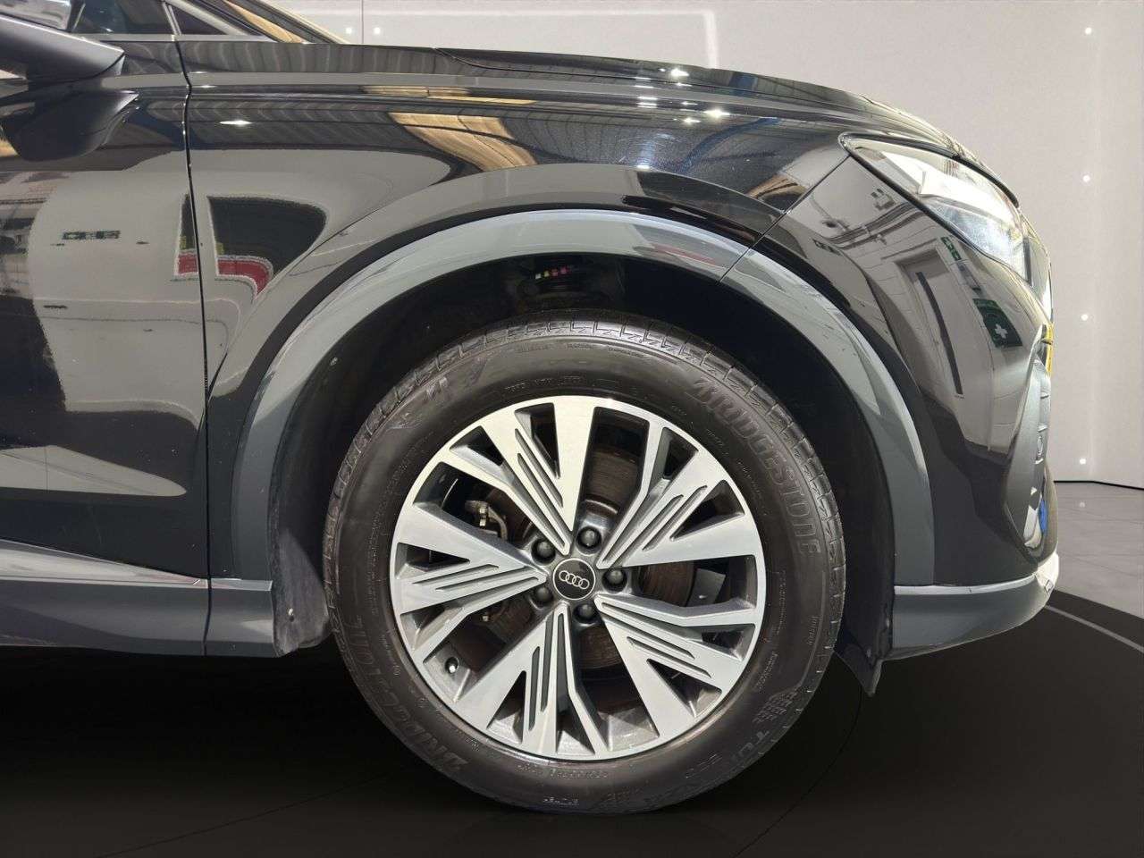 2022 AUDI Q4 E-TRON 2022 AUDI Q4 E-TRON