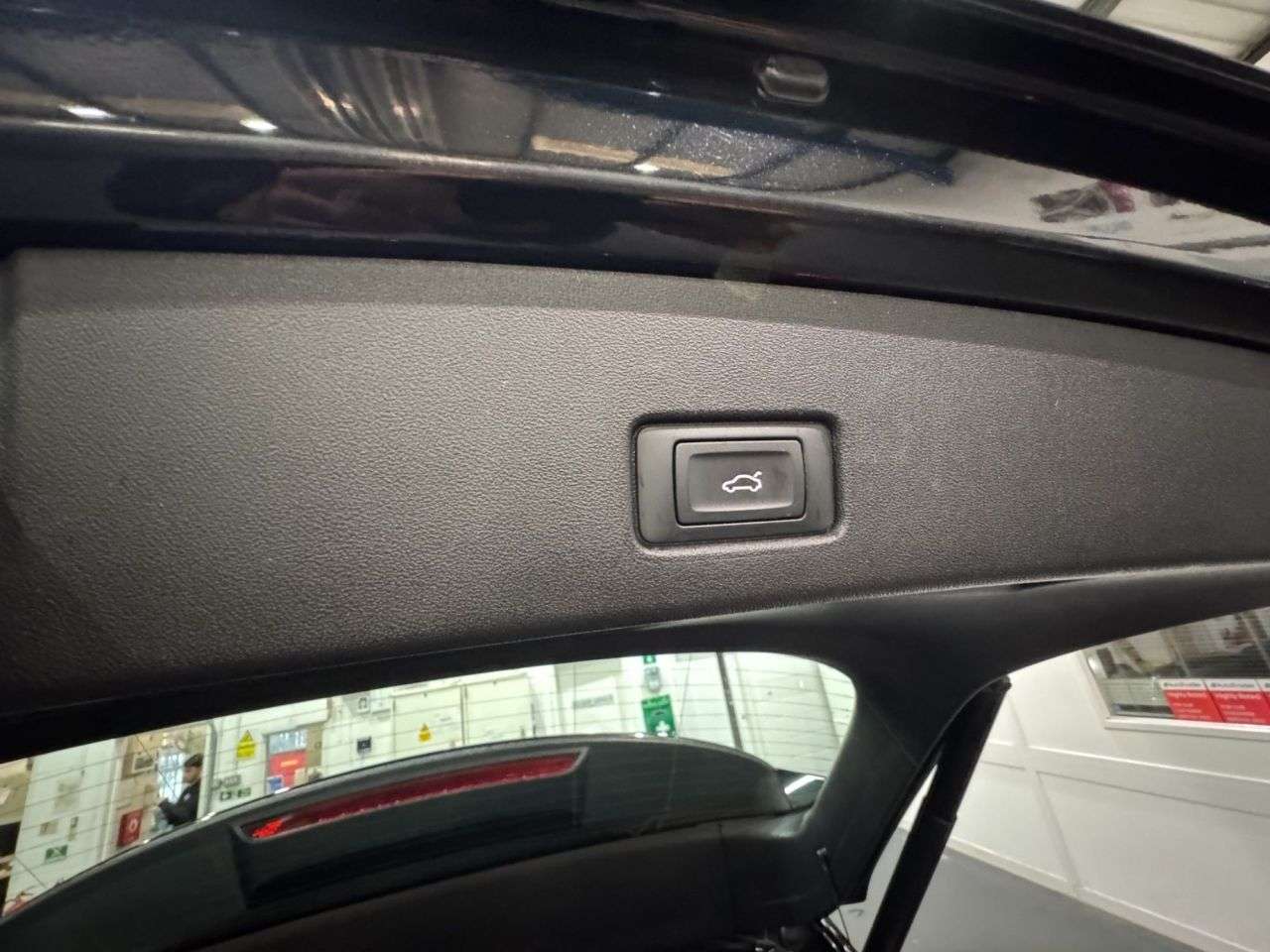 2022 AUDI Q4 E-TRON 2022 AUDI Q4 E-TRON