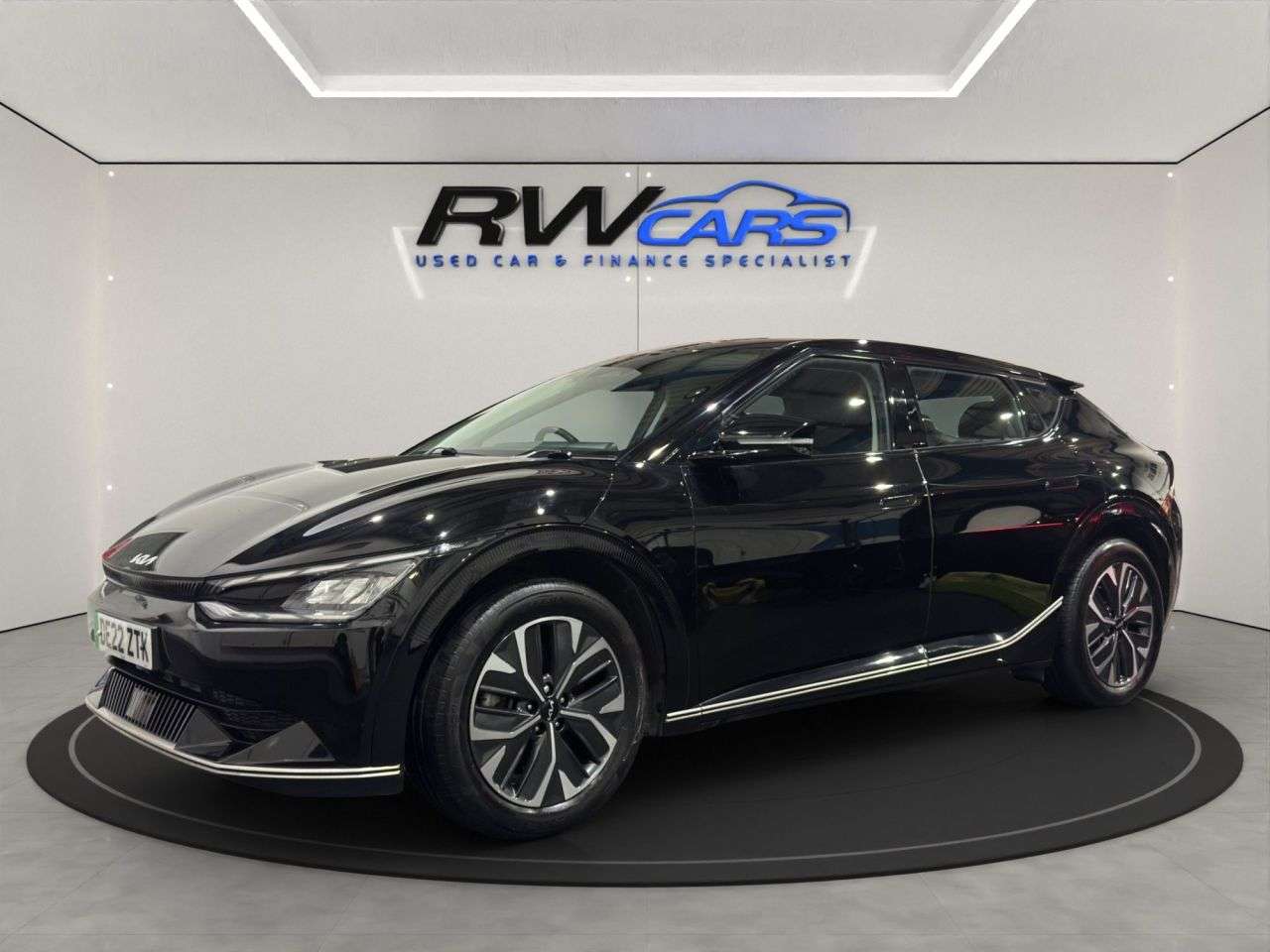 A 2022 KIA EV6 77.4kWh Air Hatchback 5dr Electric Auto (225 bhp) A 2022 KIA EV6 77.4kWh Air Hatchback 5dr Electric Auto (225 bhp)