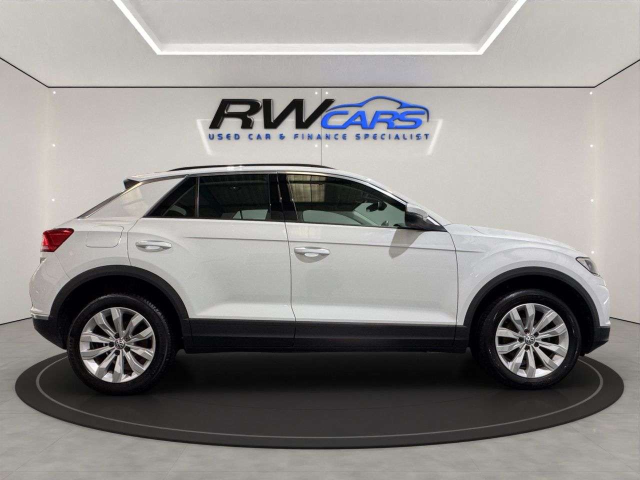 2020 VOLKSWAGEN T-ROC 2020 VOLKSWAGEN T-ROC