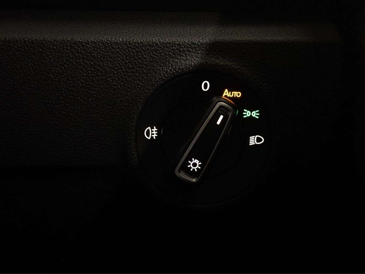 2020 VOLKSWAGEN T-ROC 2020 VOLKSWAGEN T-ROC