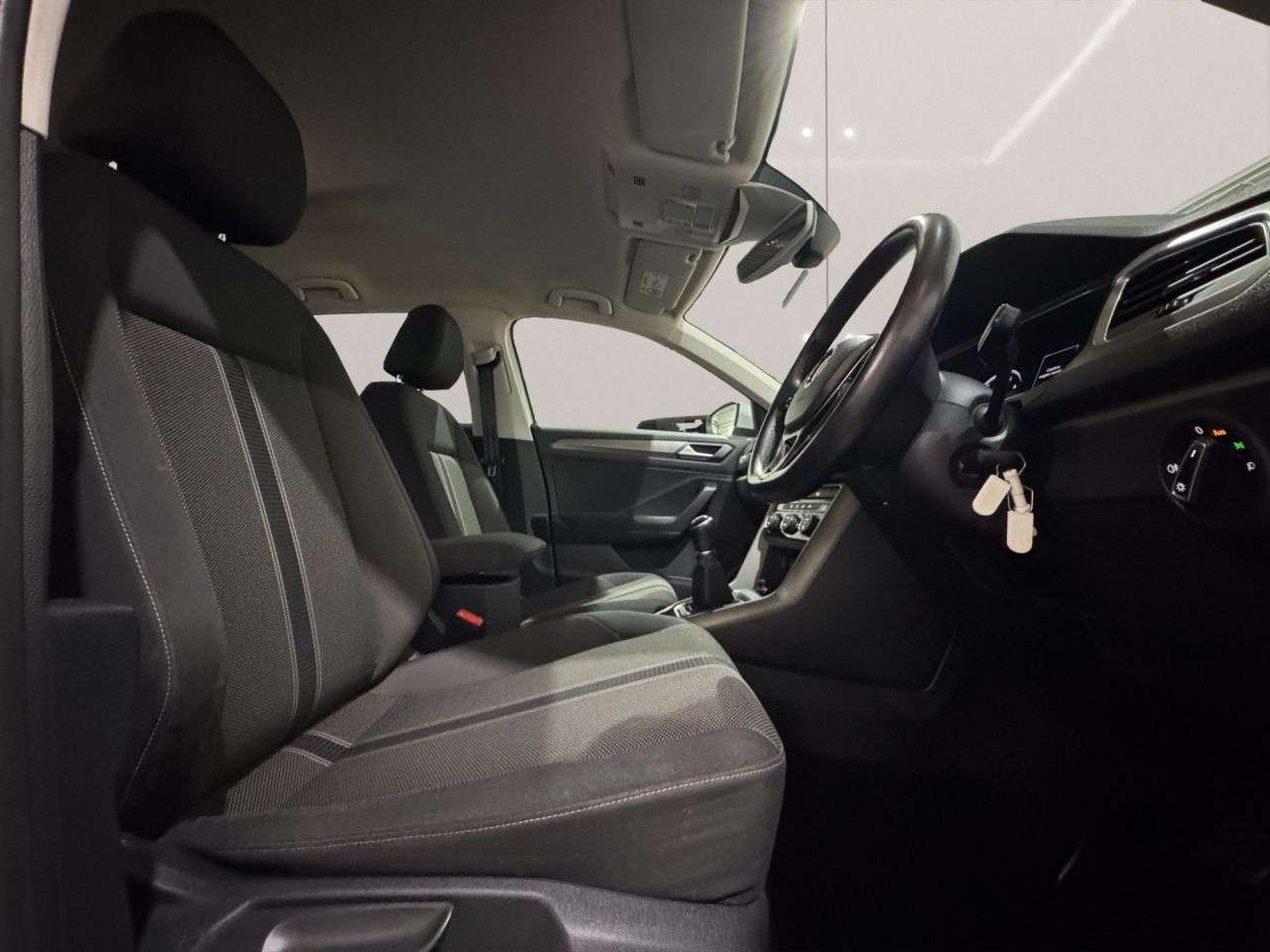 2020 VOLKSWAGEN T-ROC 2020 VOLKSWAGEN T-ROC