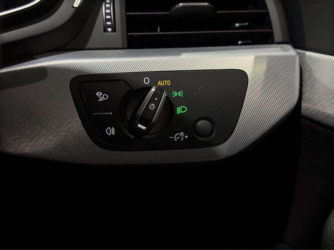 2022 AUDI A4 2022 AUDI A4