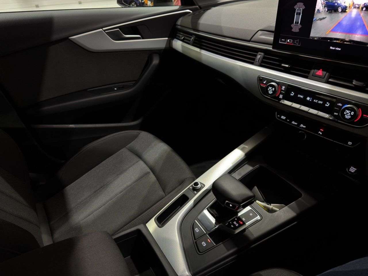 2022 AUDI A4 2022 AUDI A4