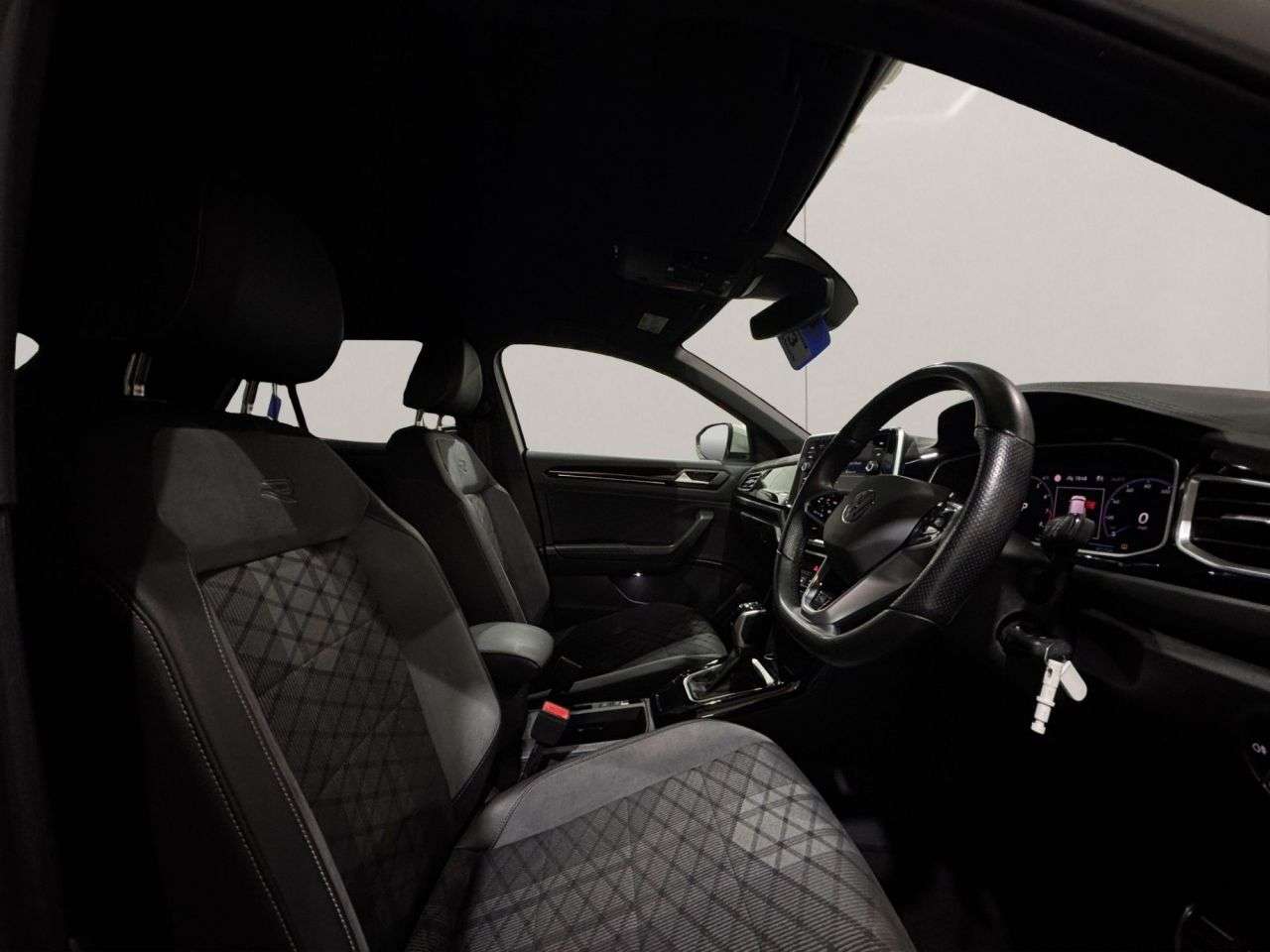 2022 VOLKSWAGEN T-ROC 2022 VOLKSWAGEN T-ROC