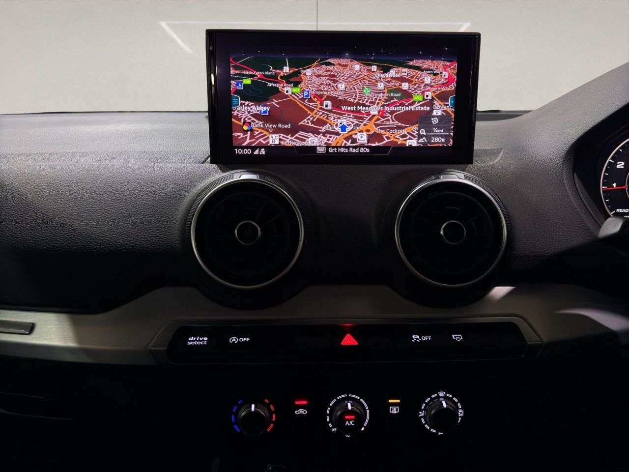 2020 AUDI Q2 2020 AUDI Q2