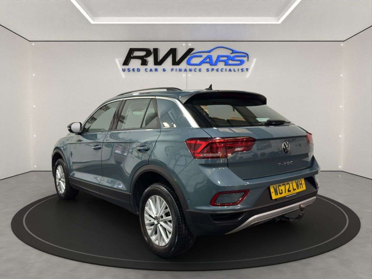 A 2022 VOLKSWAGEN T-ROC 1.5 TSI Life SUV 5dr Petrol Manual Euro 6 (s/s) (150 ps) A 2022 VOLKSWAGEN T-ROC 1.5 TSI Life SUV 5dr Petrol Manual Euro 6 (s/s) (150 ps)