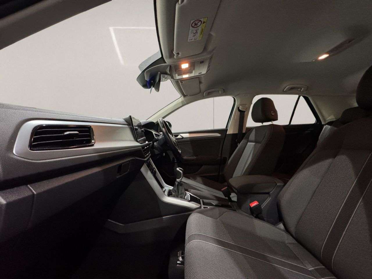 2022 VOLKSWAGEN T-ROC 2022 VOLKSWAGEN T-ROC