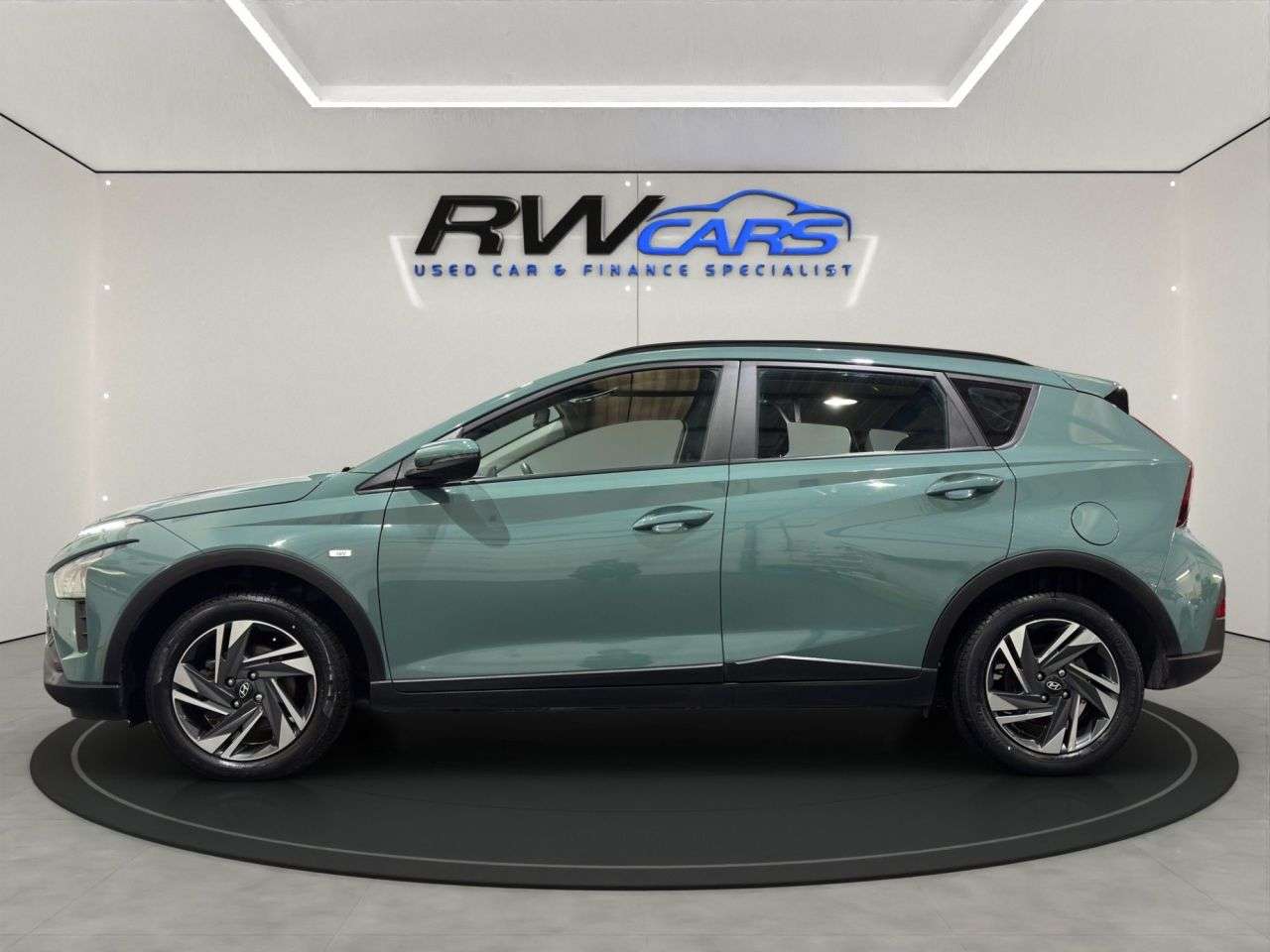 A 2022 HYUNDAI BAYON 1.0 T-GDi MHEV SE Connect SUV 5dr Petrol Hybrid DCT Euro 6 (s/s) (100 ps) A 2022 HYUNDAI BAYON 1.0 T-GDi MHEV SE Connect SUV 5dr Petrol Hybrid DCT Euro 6 (s/s) (100 ps)