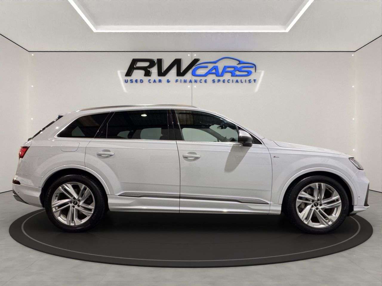 2021 AUDI Q7 2021 AUDI Q7