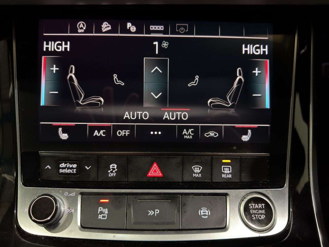 2021 AUDI Q7 2021 AUDI Q7