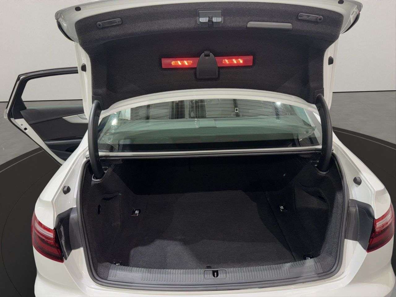 2022 AUDI A4 2022 AUDI A4