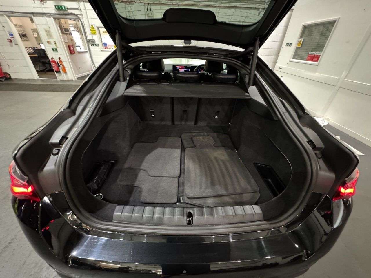 2022 BMW I4 2022 BMW I4