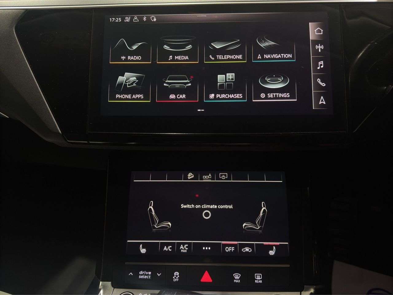 2020 AUDI E-TRON 2020 AUDI E-TRON