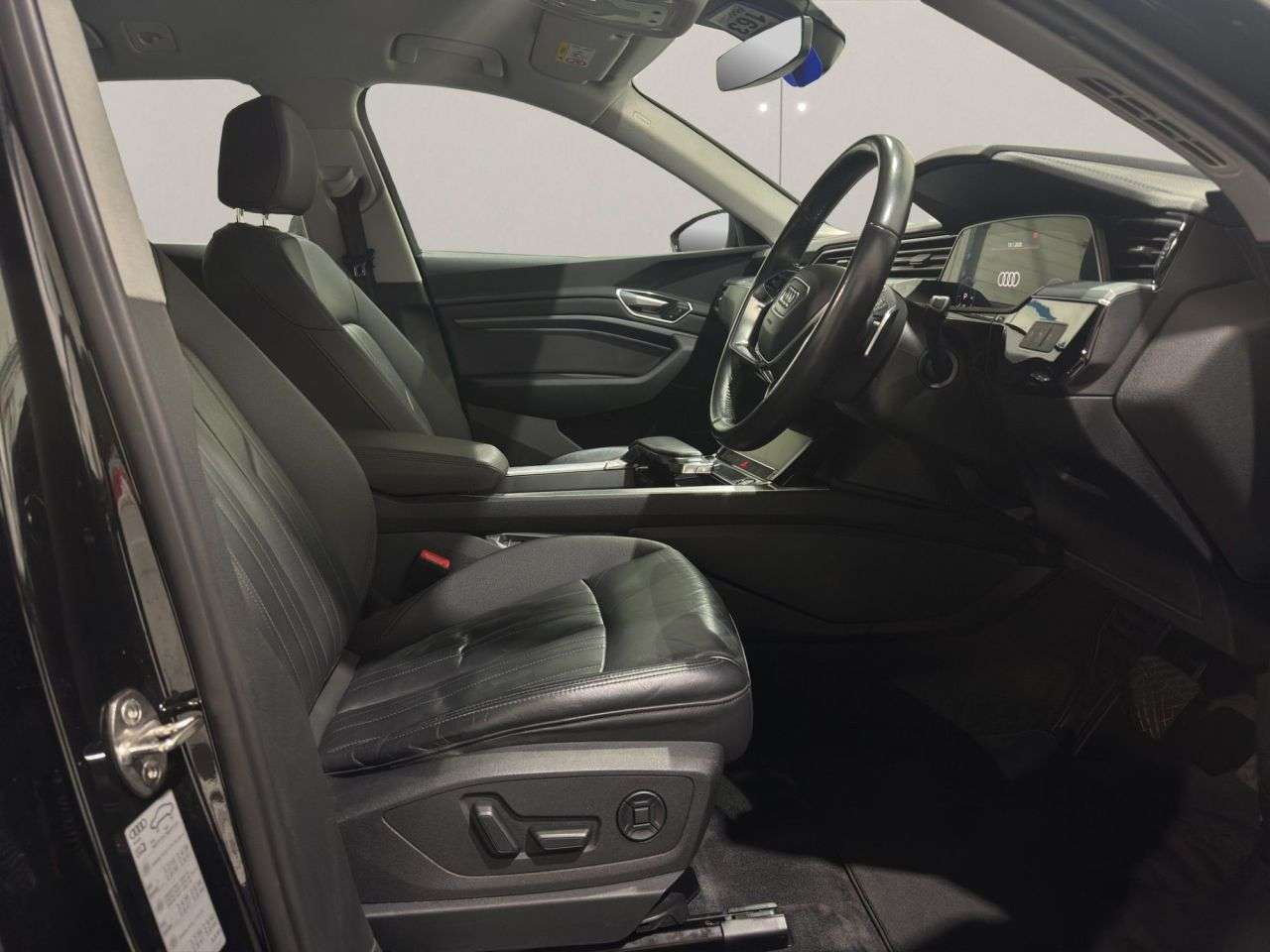 2020 AUDI E-TRON 2020 AUDI E-TRON