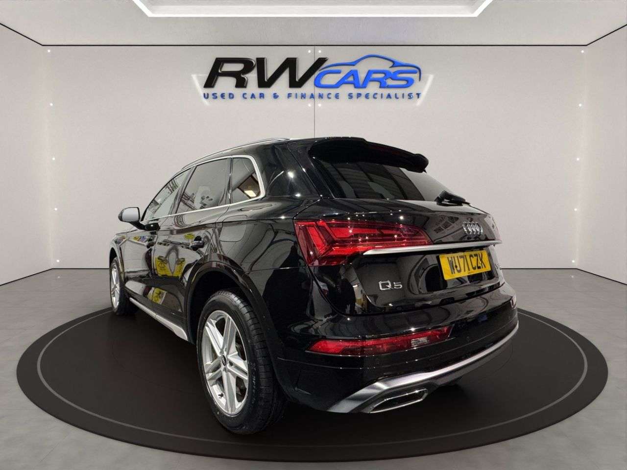A 2021 AUDI Q5 2.0 TFSIe 50 S line SUV 5dr Petrol Plug-in Hybrid S Tronic quattro Euro 6 ( A 2021 AUDI Q5 2.0 TFSIe 50 S line SUV 5dr Petrol Plug-in Hybrid S Tronic quattro Euro 6 (