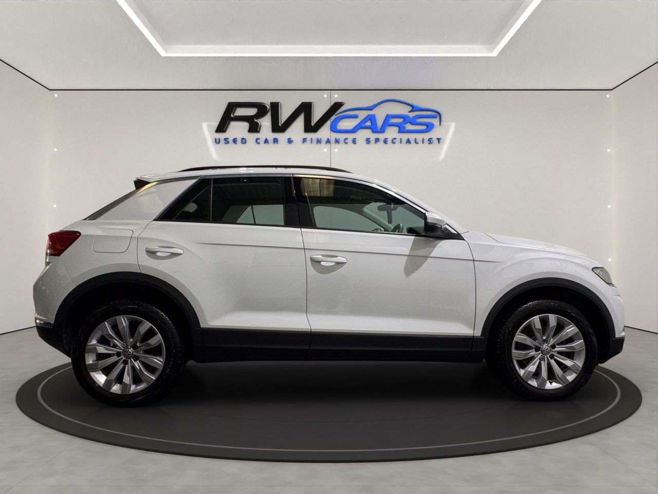 2020 VOLKSWAGEN T-ROC 2020 VOLKSWAGEN T-ROC