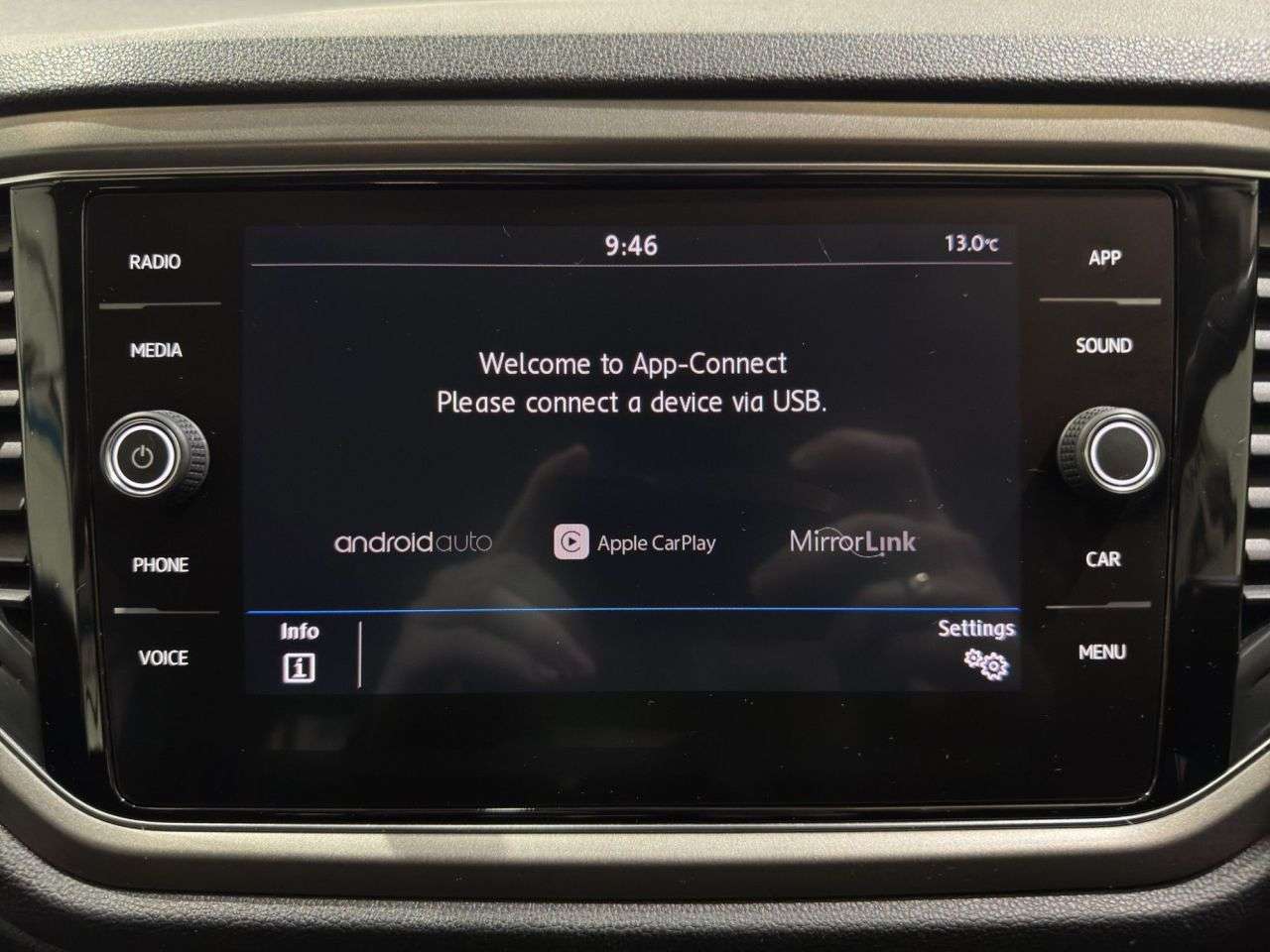 2020 VOLKSWAGEN T-ROC 2020 VOLKSWAGEN T-ROC